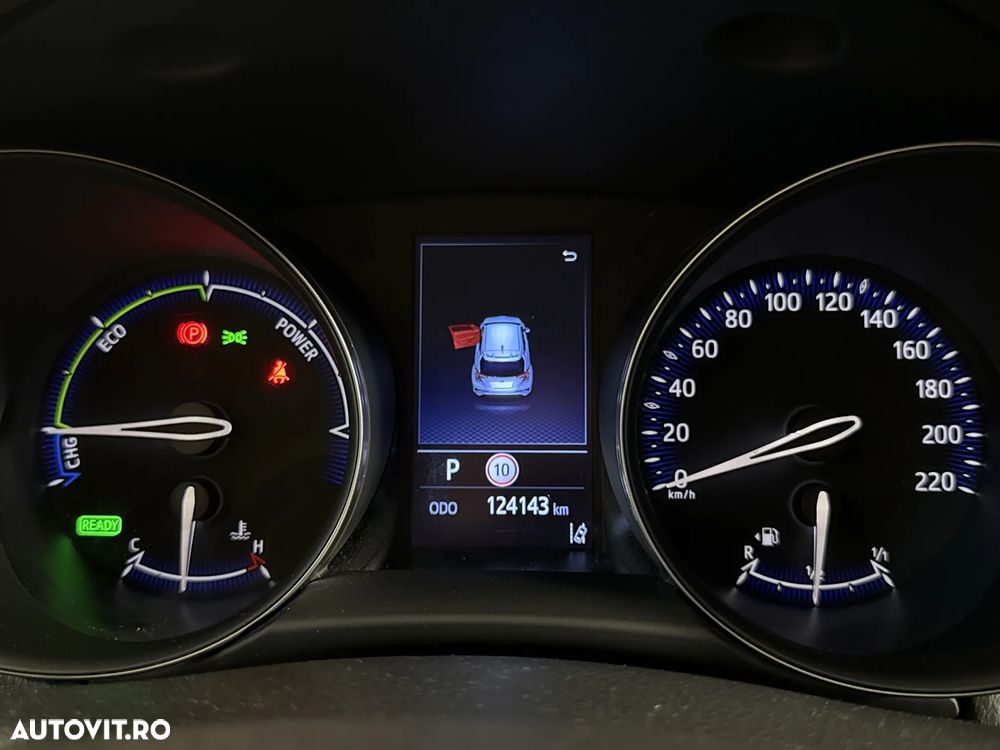 Toyota C-HR - 11