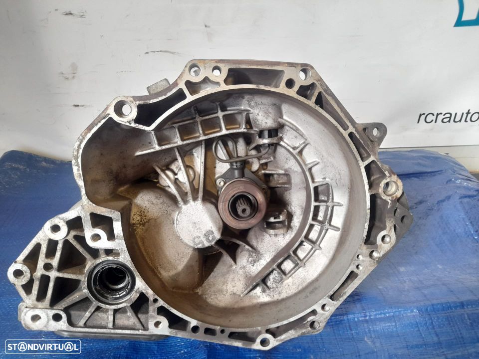 CAIXA VELOCIDADES MANUAL OPEL ASTRA G T98 1.6i 8V 75CV X16SZR F13C374 CORSA C 1.0i 12V 60CV Z10XEP CORSA C 1.2i 16V 75CV Z12XE F13C374 R90400209 - 1