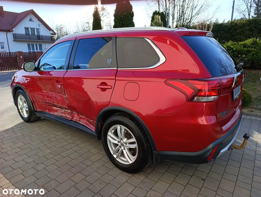 Mitsubishi Outlander 2.0 Instyle Navi CVT - 7