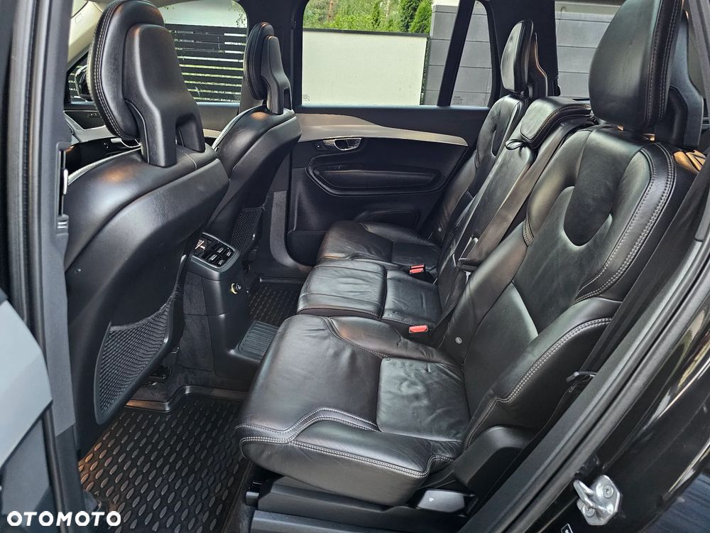 Volvo XC 90 T8 AWD Ultra Bright - 28