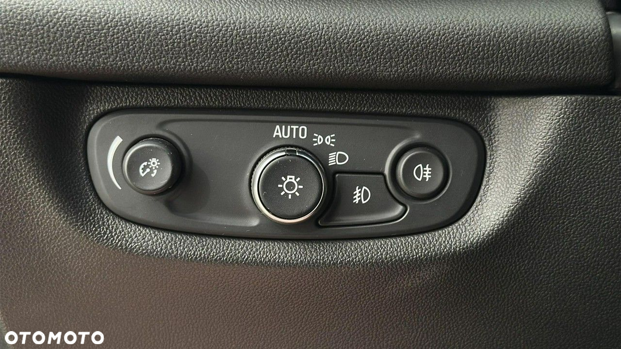 Opel Insignia 2.0 CDTI Elegance S&S - 27