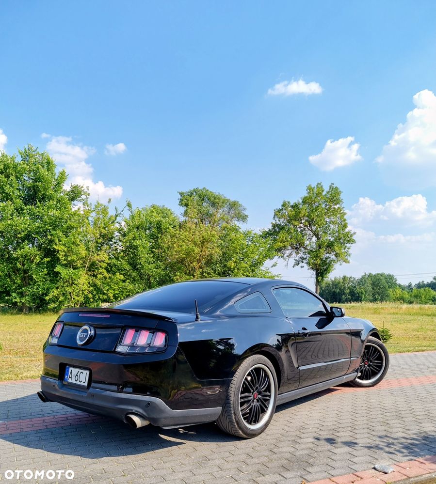 Ford Mustang - 3