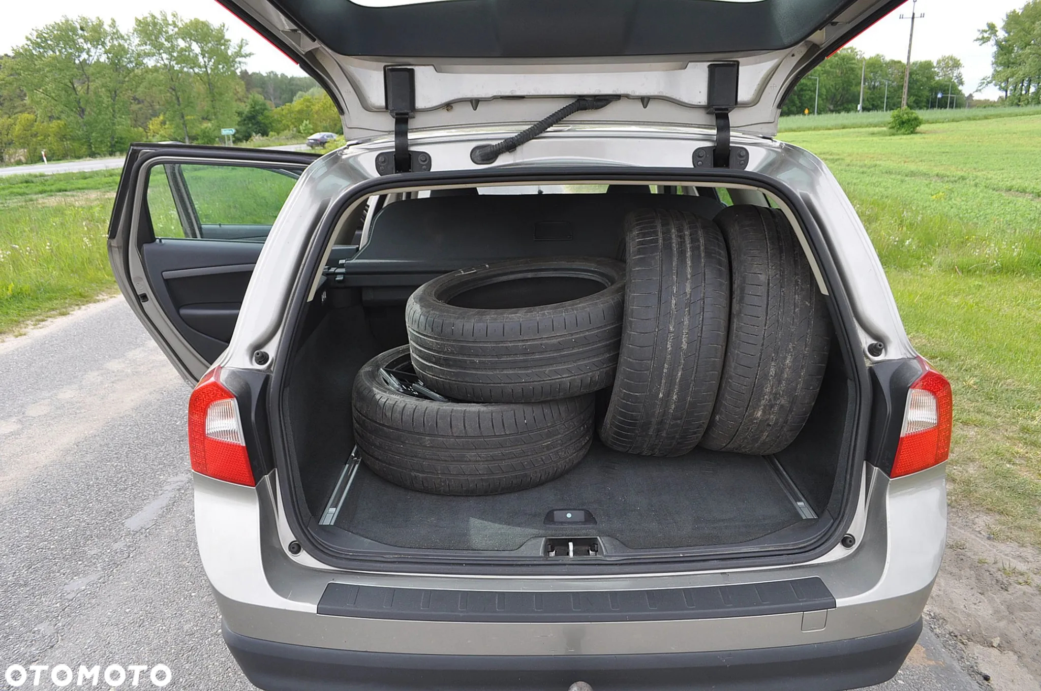 Volvo V70 2.0 Summum - 16