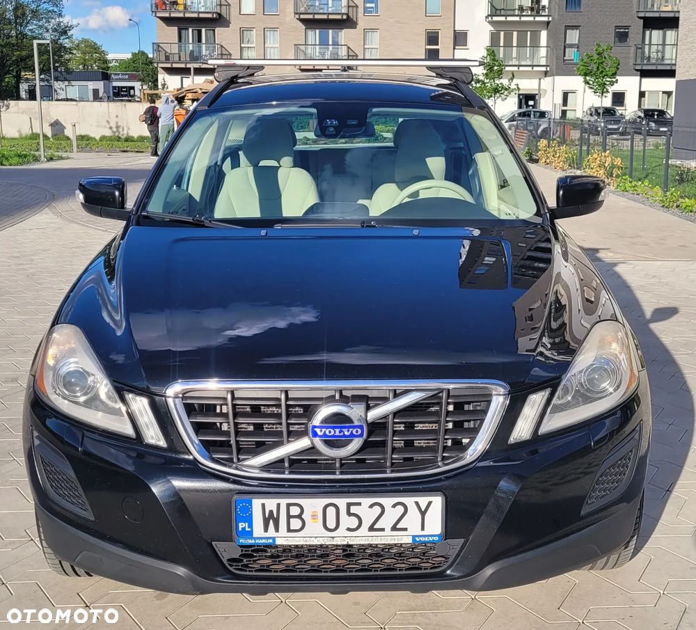 Volvo XC 60 D5 AWD Momentum - 16