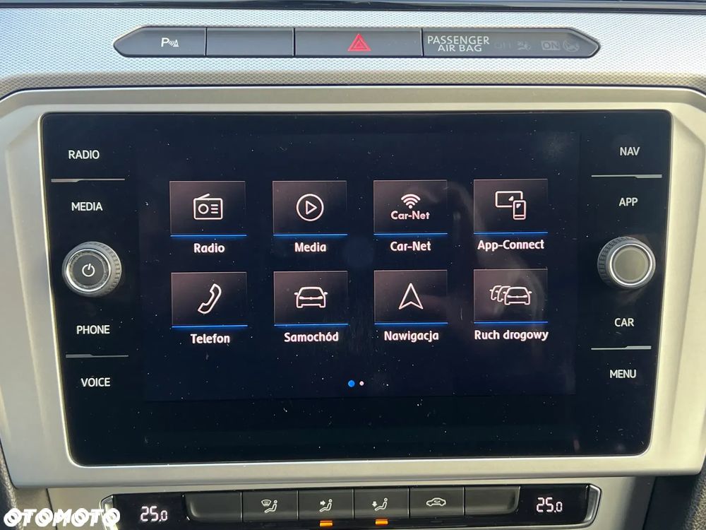 Volkswagen Passat 2.0 TDI BMT Comfortline - 28