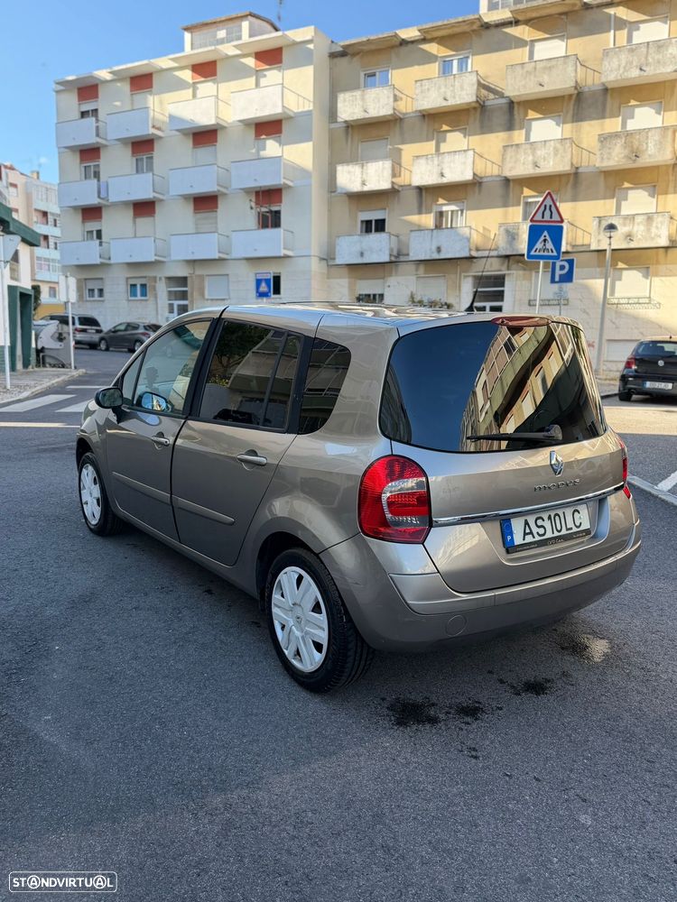 Renault Modus 1.5 dCi Dynamique - 9