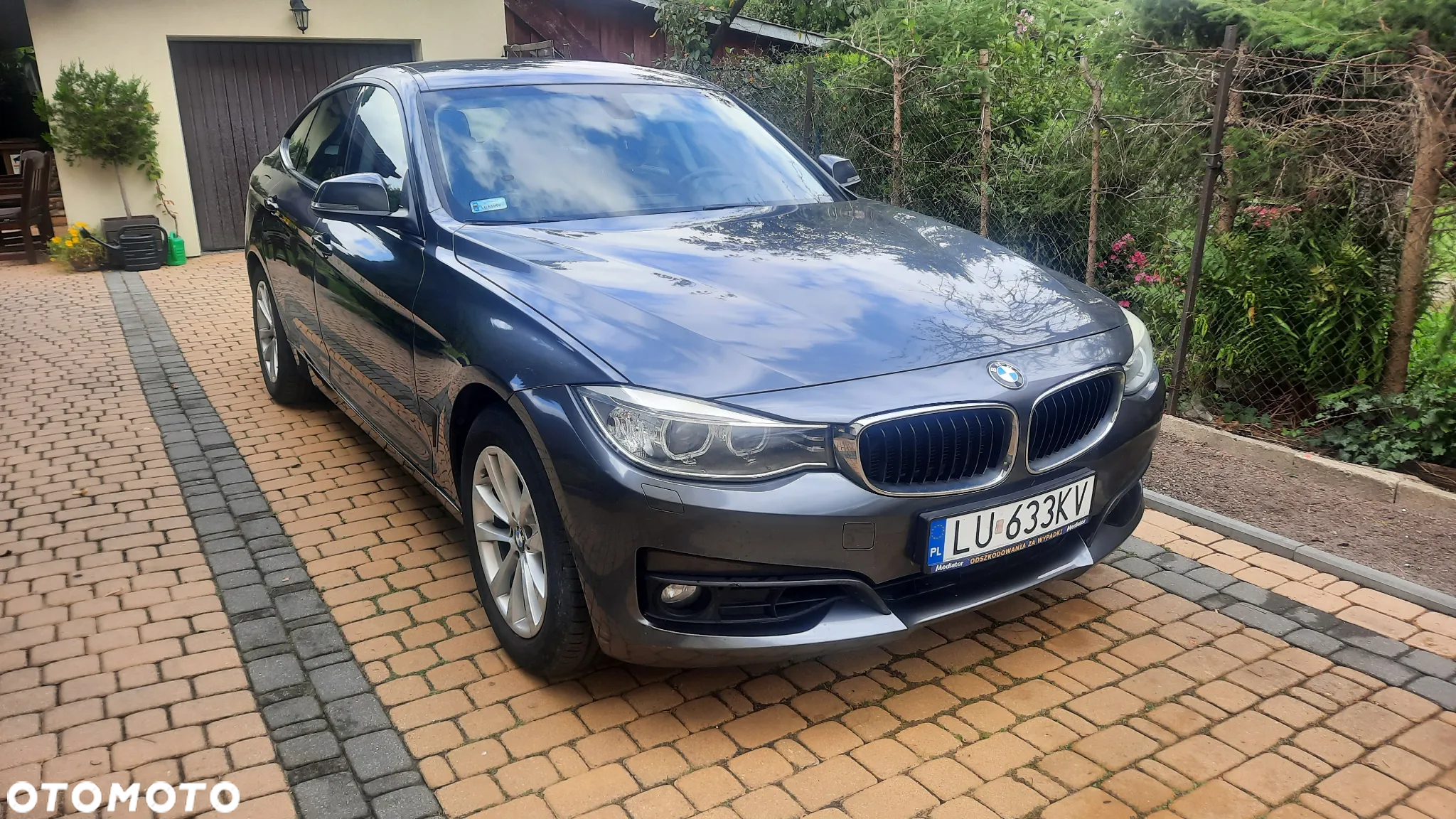 BMW 3GT 320i - 2