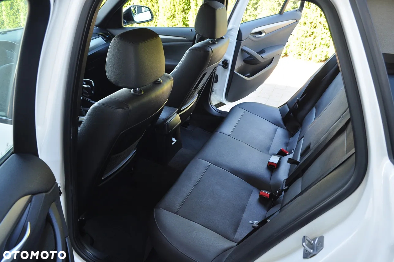 BMW X1 - 10
