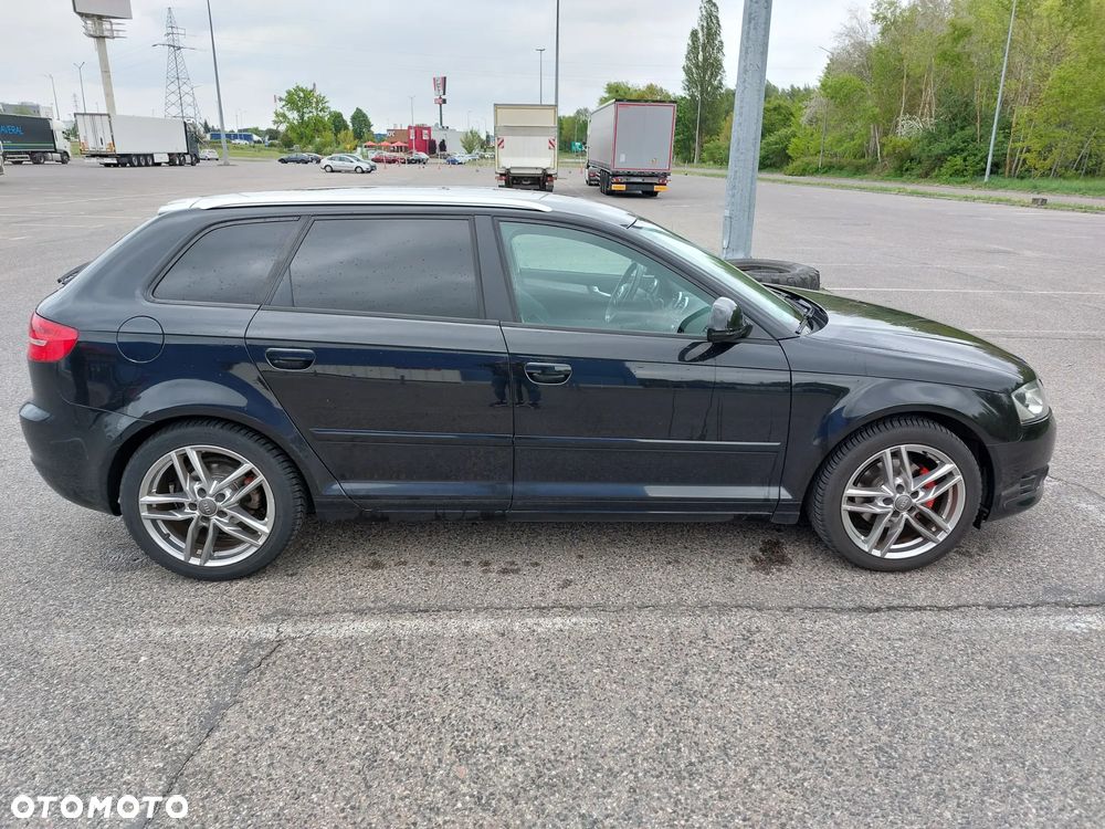 Audi A3 Sportback - 4