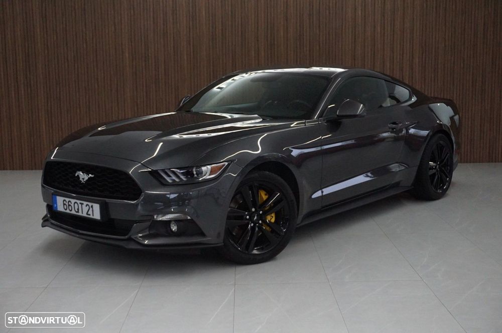 Ford Mustang 2.3i EcoBoost - 23