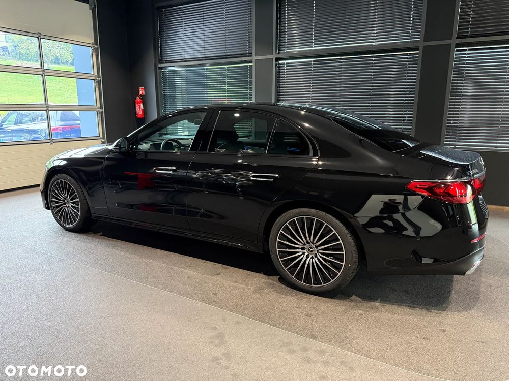 Mercedes-Benz Klasa E 220 d mHEV 4-Matic AMG 9G-Tronic - 2