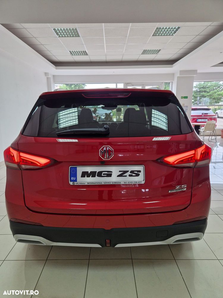 MG ZS HEV 1.5 GSI AT Exclusive - 16