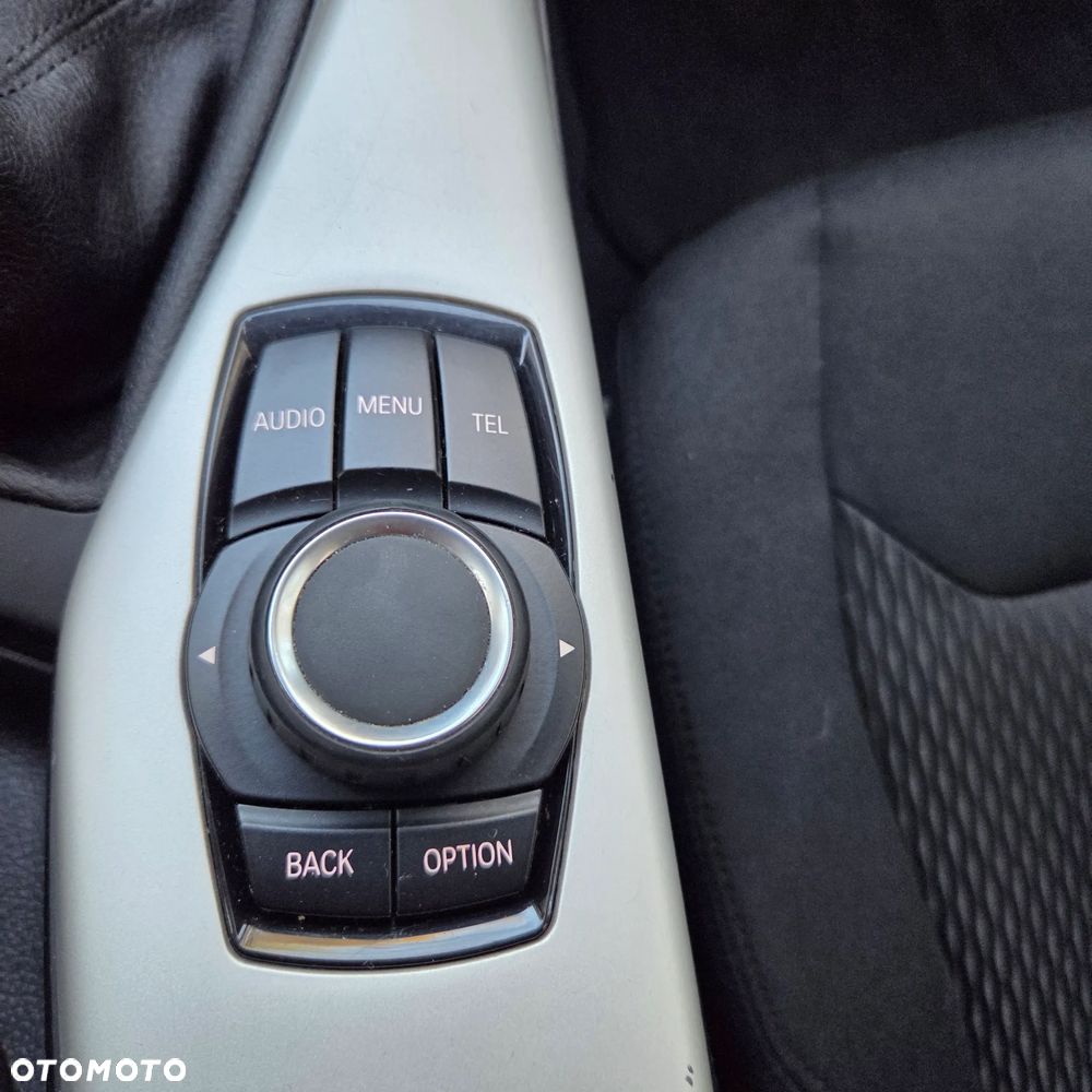 BMW Seria 1 116i Sport Line - 12