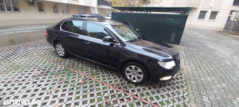 Skoda Superb 2.0 TDI Elegance - 4