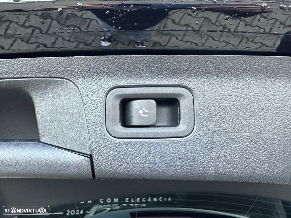 Mercedes-Benz A 250 e 8G-DCT Progressive - 56