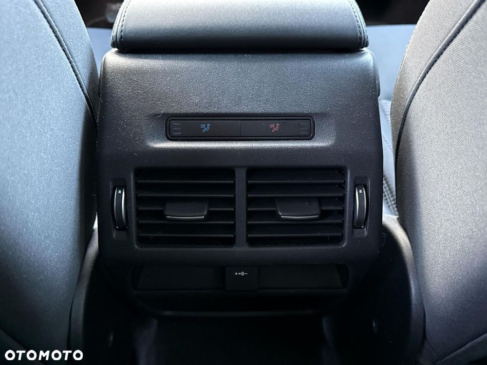 Land Rover Discovery Sport - 15