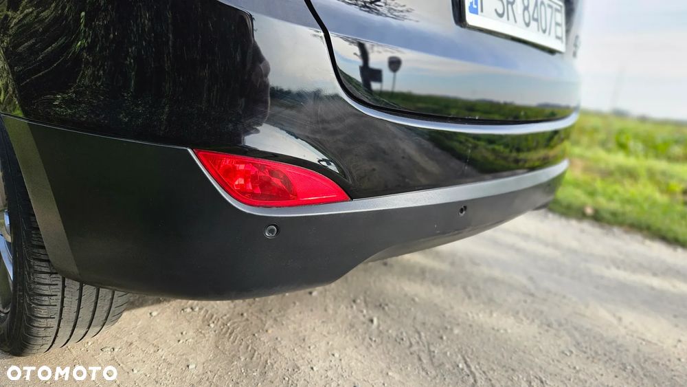 Hyundai ix35 1.7 CRDi Comfort 2WD - 12