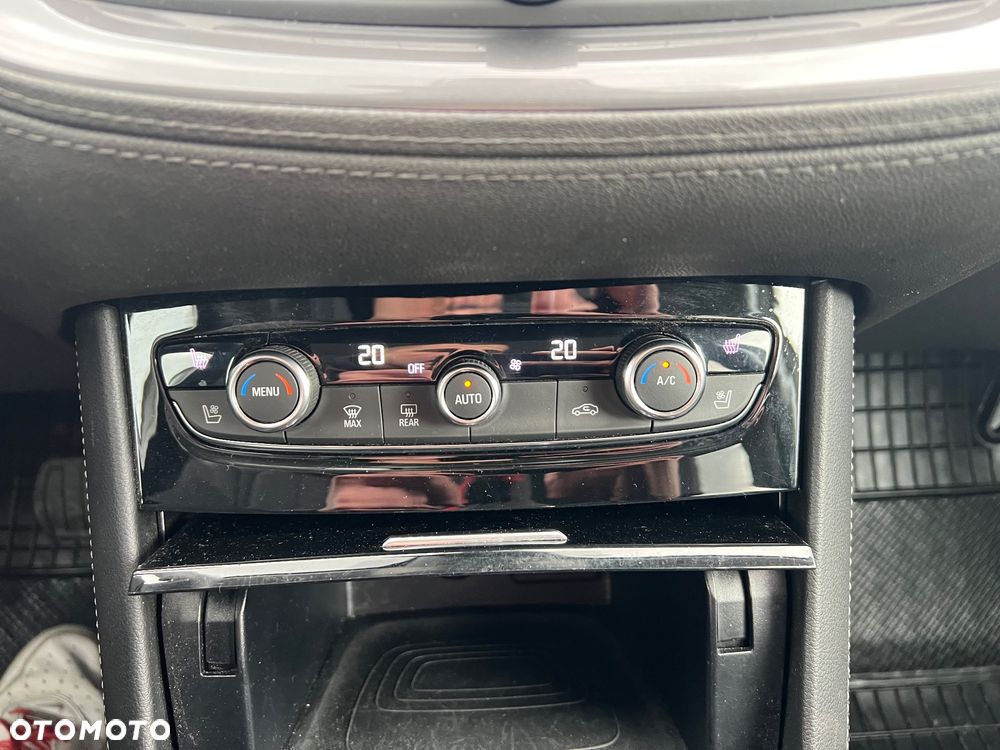 Opel Grandland X Plug-in-Hybrid4 1.6 DI Start/Stop Business Edition - 22