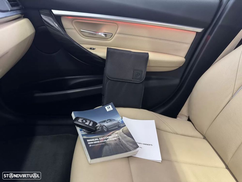 BMW 330 e iPerformance Line Luxury - 57