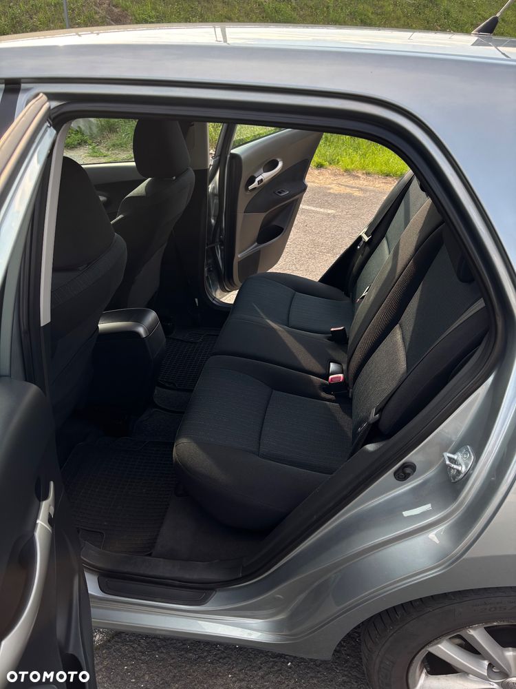 Toyota Auris 2.0 D-4D - 23