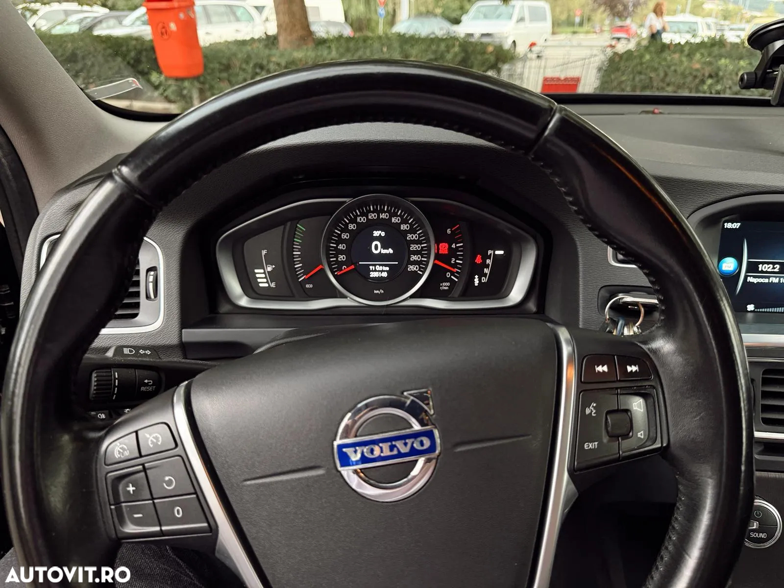 Volvo V60 D2 ECO Start-Stop Momentum - 30