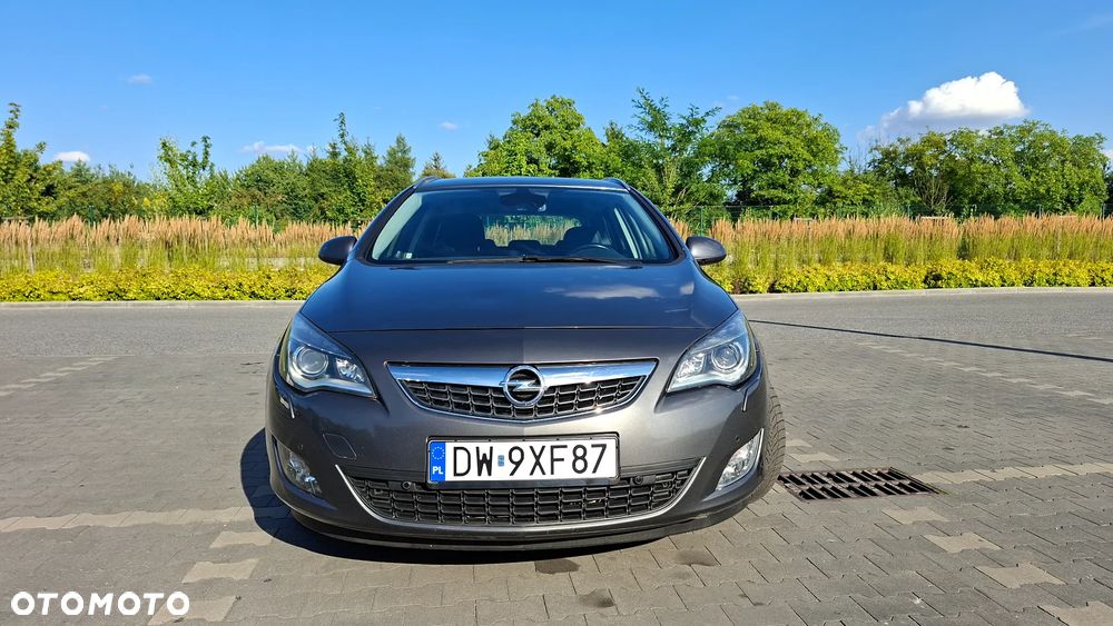 Opel Astra IV 1.4 T Sport - 2