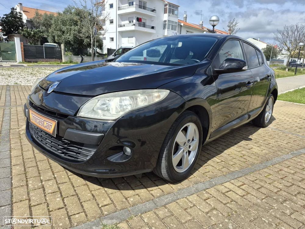Renault Mégane 1.5 dCi Dynamique SS - 2