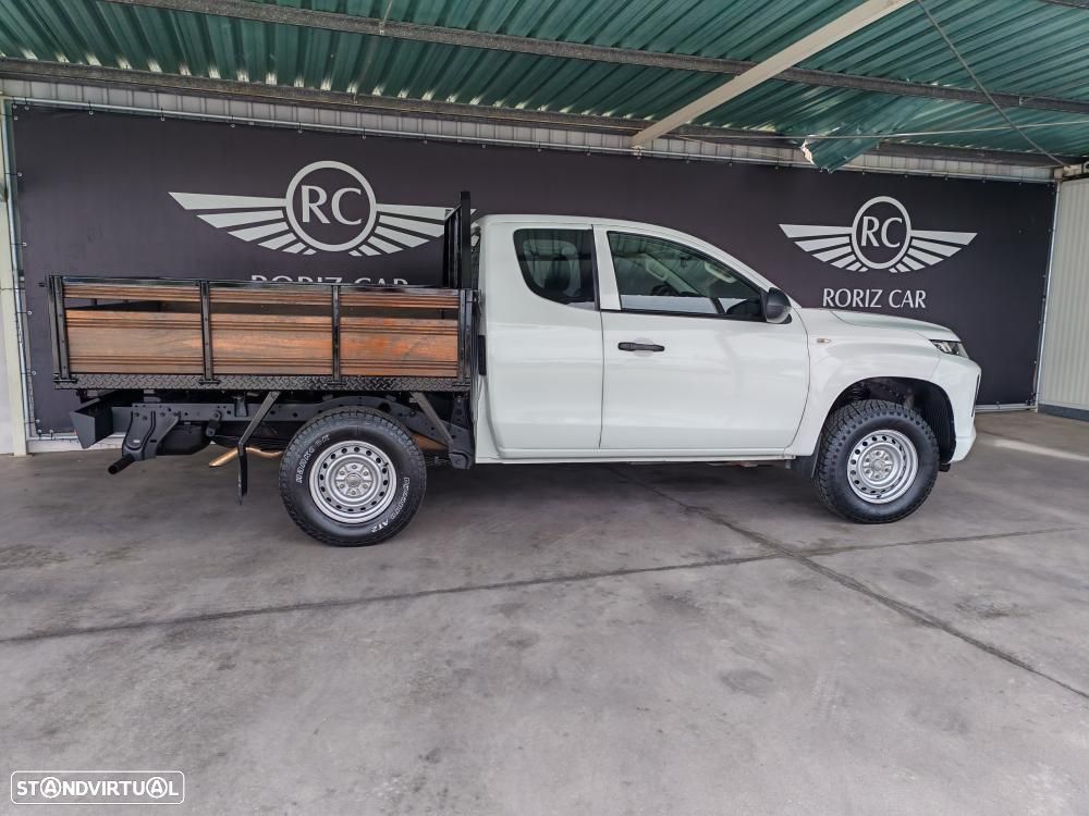 Mitsubishi L200 2.4 DI-D CE 4WD 3L - 3