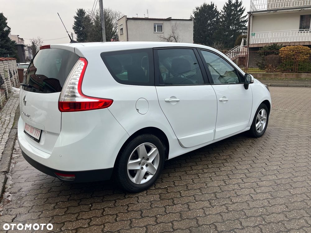 Renault Grand Scenic 1.6 16V 110 Authentique - 4