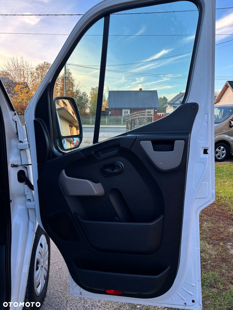 Renault Master - 18