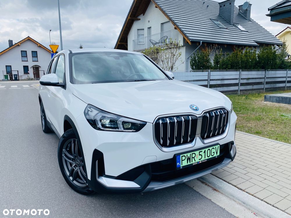 BMW iX1 xDrive30 66.5kWh xLine - 38