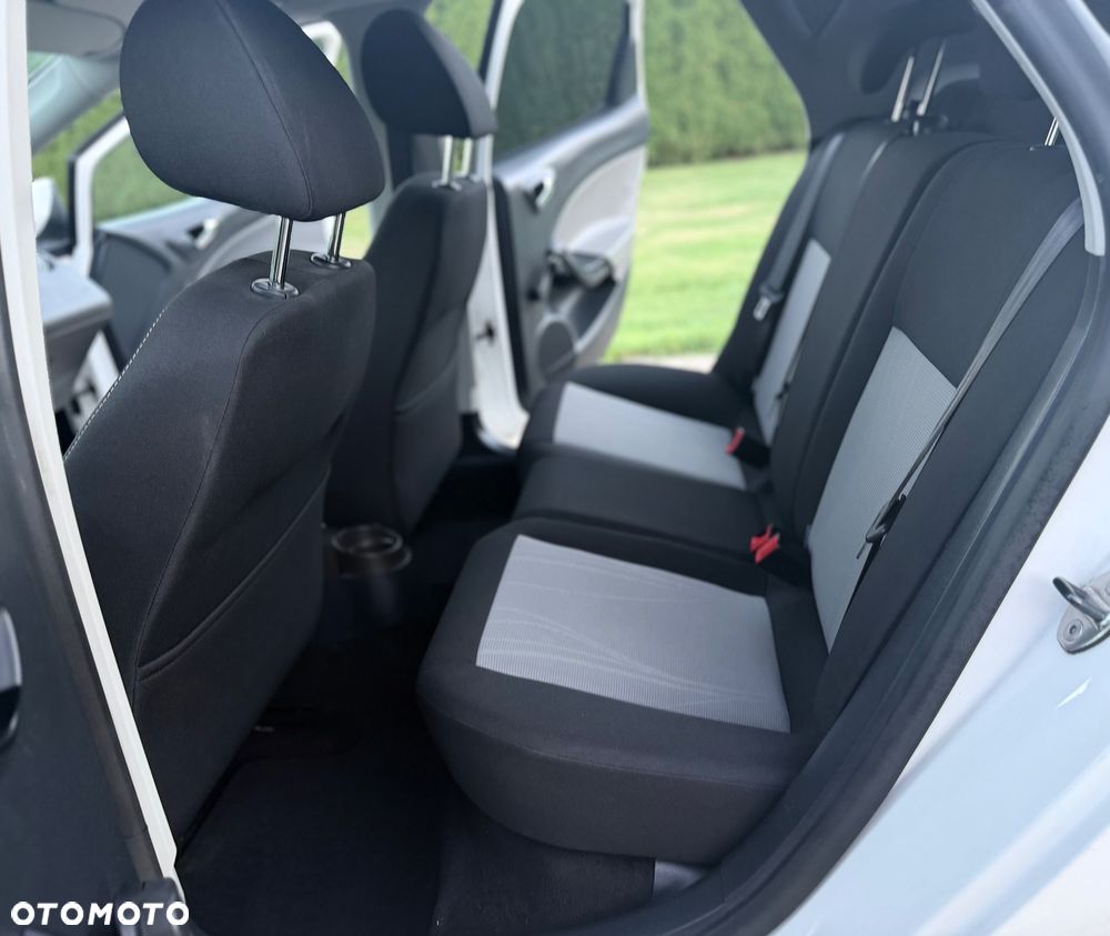 Seat Ibiza 1.4 16V Style - 8