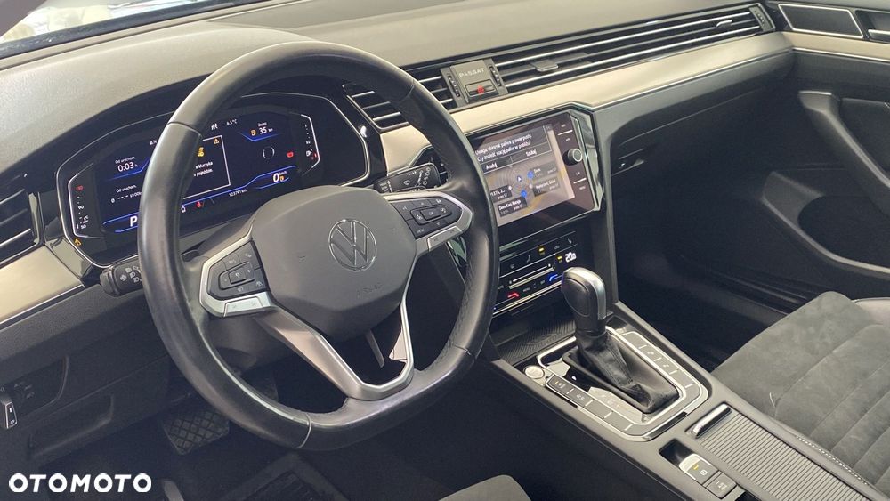 Volkswagen Passat - 14