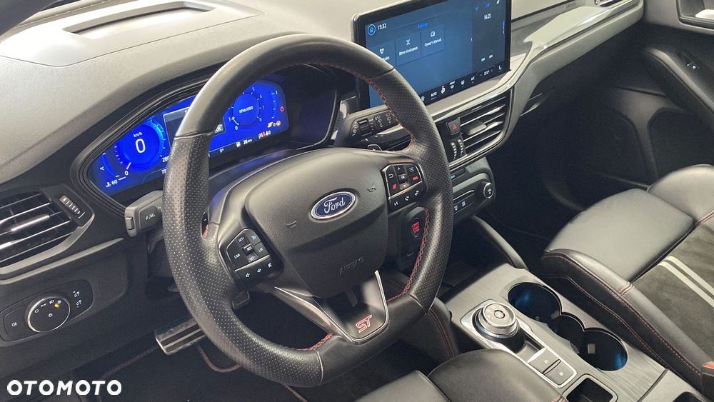 Ford Focus 2.3 EcoBoost ST X - 15