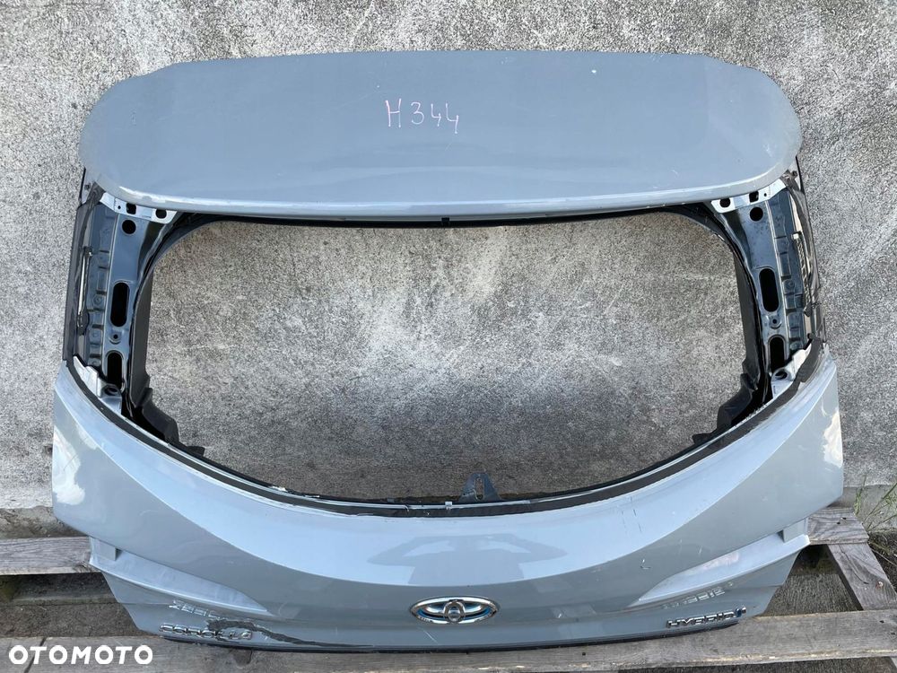 klapa bagaznika tyl tylna toyota corolla e21 kombi - 2
