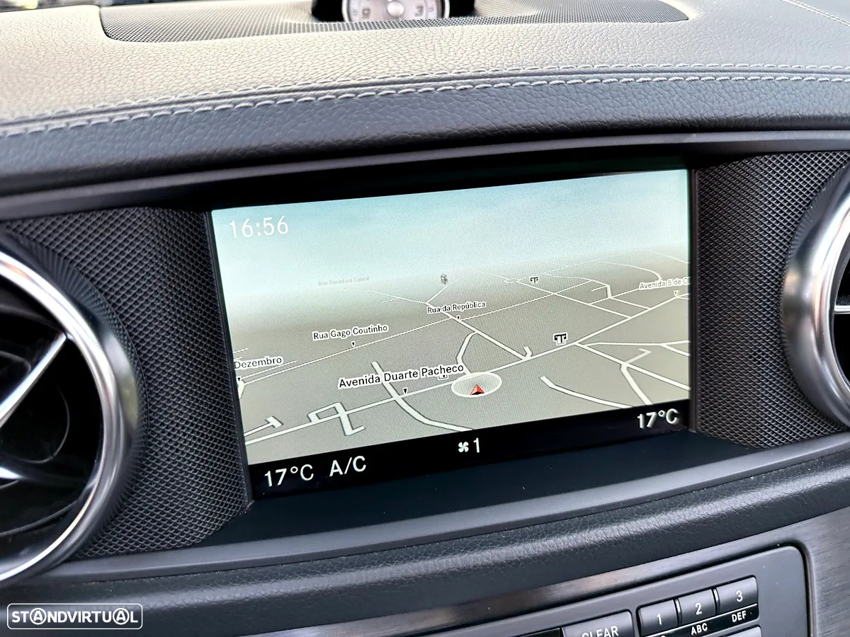 Mercedes-Benz SL 350 Standard - 18