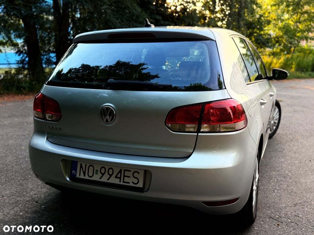 Volkswagen Golf - 10