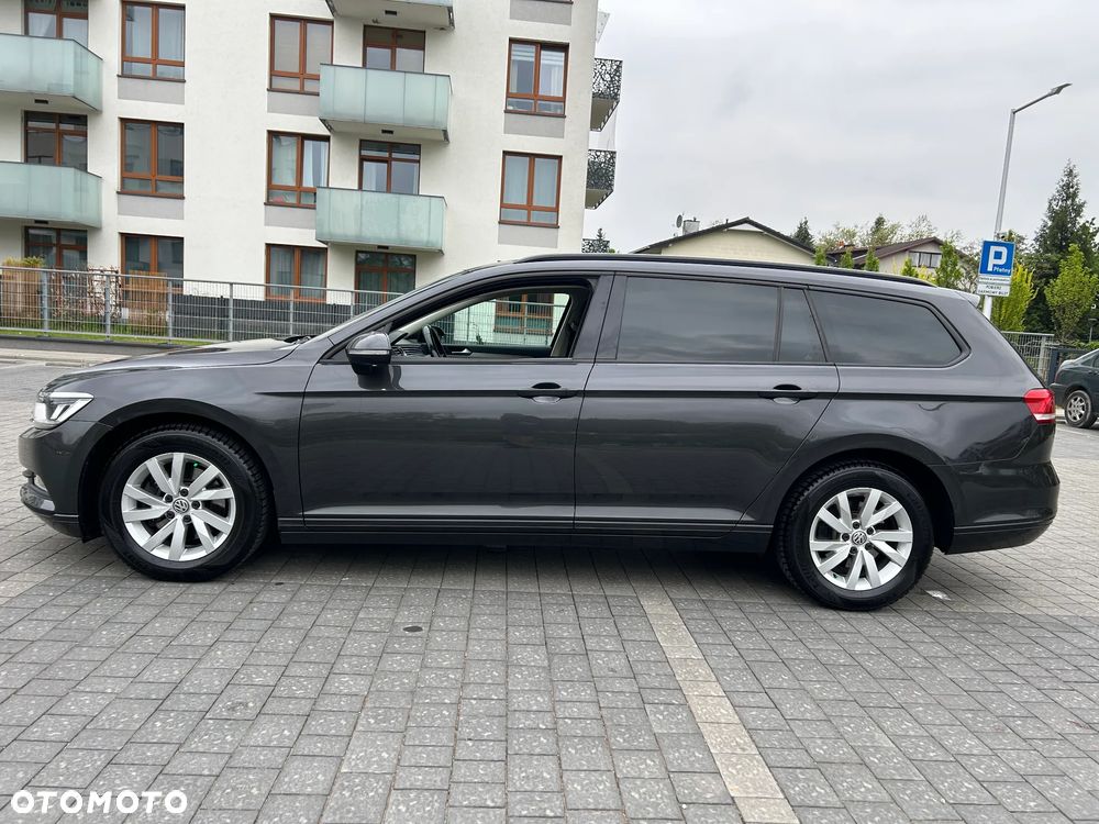 Volkswagen Passat 1.5 TSI EVO Trendline - 1