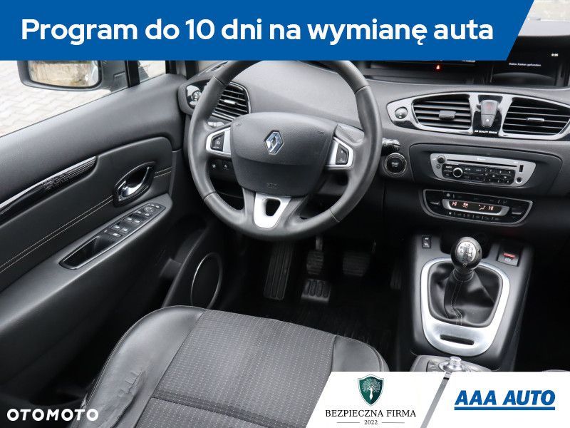 Renault Scenic - 9