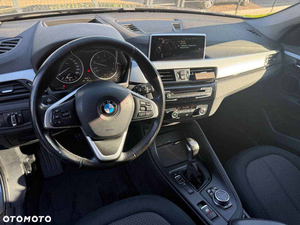 BMW X1 sDrive18d - 8