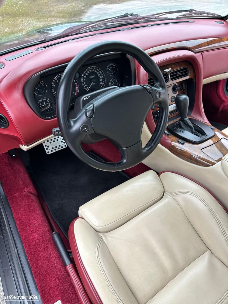 Aston Martin DB7 Vantage Coupé - 19