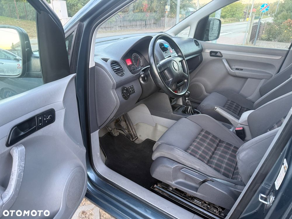 Volkswagen Caddy - 21