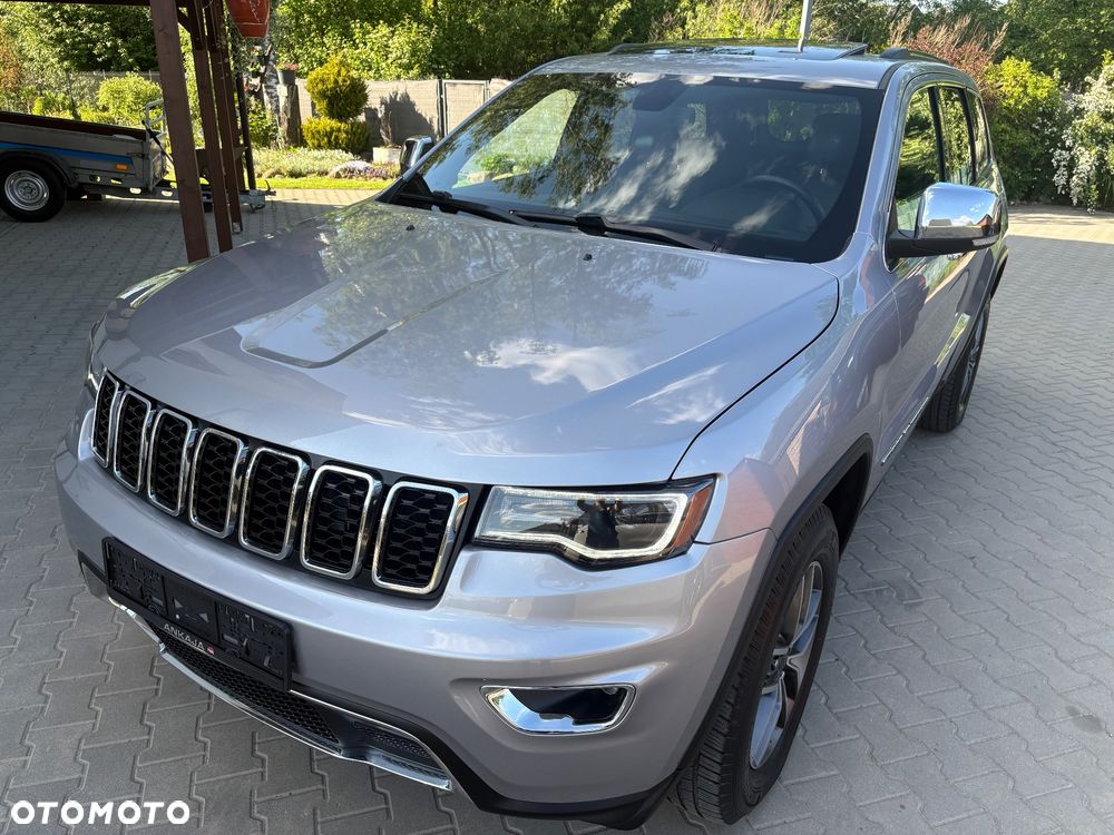 Jeep Grand Cherokee - 3