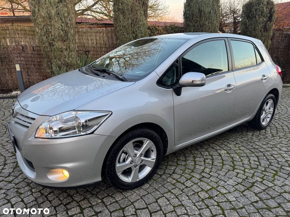 Toyota Auris 1.6 Valvematic Executive - 15