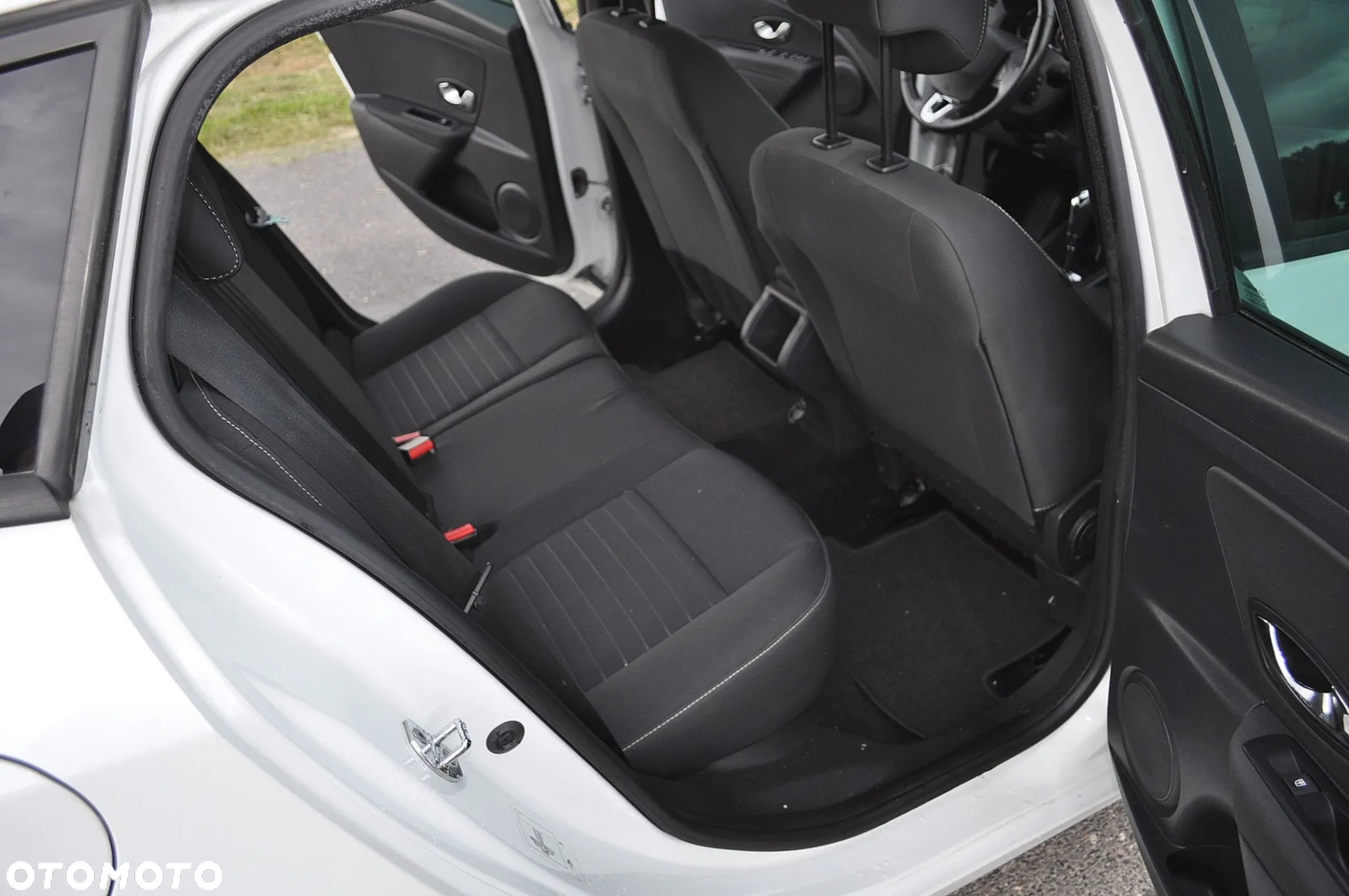 Renault Megane 1.5 dCi Limited EDC EU6 - 19