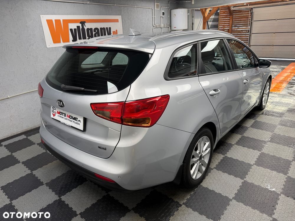 Kia Ceed - 6