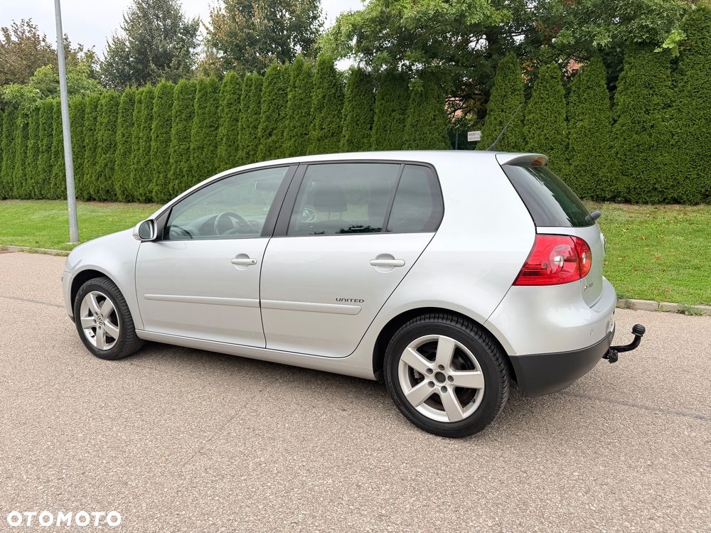 Volkswagen Golf 1.6 United - 16