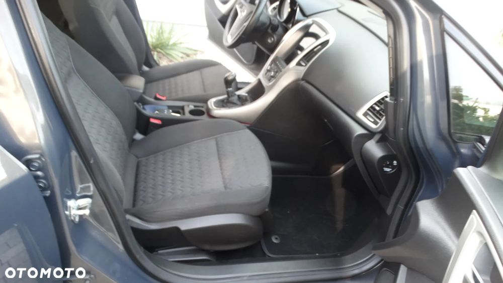 Opel Astra 1.4 Turbo Innovation - 18