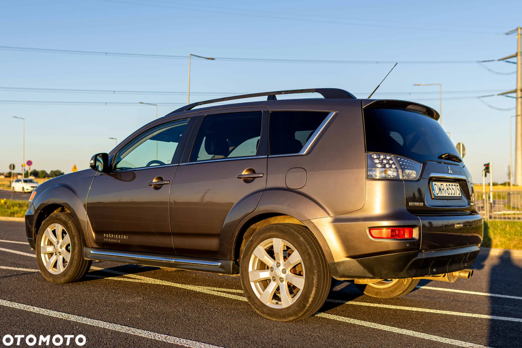 Mitsubishi Outlander 2.2 DID Instyle NAVI - 2