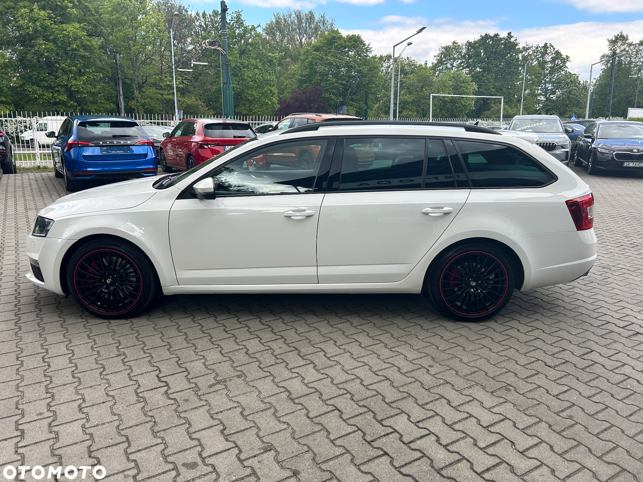 Skoda Octavia 2.0 TSI RS - 6